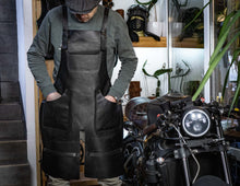 split leg leather apron, blacksmith apron, woodworker leather apron, black leather apron, personalized custom apron