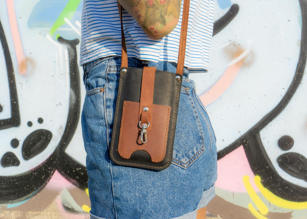 Men's Handmade Crossbody Phone Bag