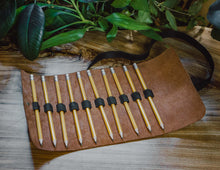 Sendak Mini Brown leather 10 pencils