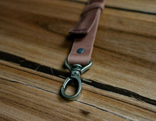 suspenders strap