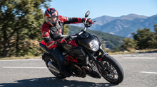 Men’s Black & Red Motorcycle Sport Leather Jacket – Cowhide, CE Shoulder & Elbow Armor, Size 50 (M), One-of-a-Kind