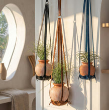 Leather Plant Hanger – Full Grain Leather Indoor Hanging Planter