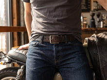 Artisano Croc‑Embossed Men’s Leather Belt – Handmade Full‑Grain Gift by Fashion Racing