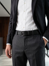 Black Leather Belt — Polished Black Buckle, All-Black Design
