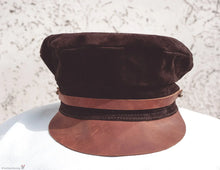 newsboy cap - brown