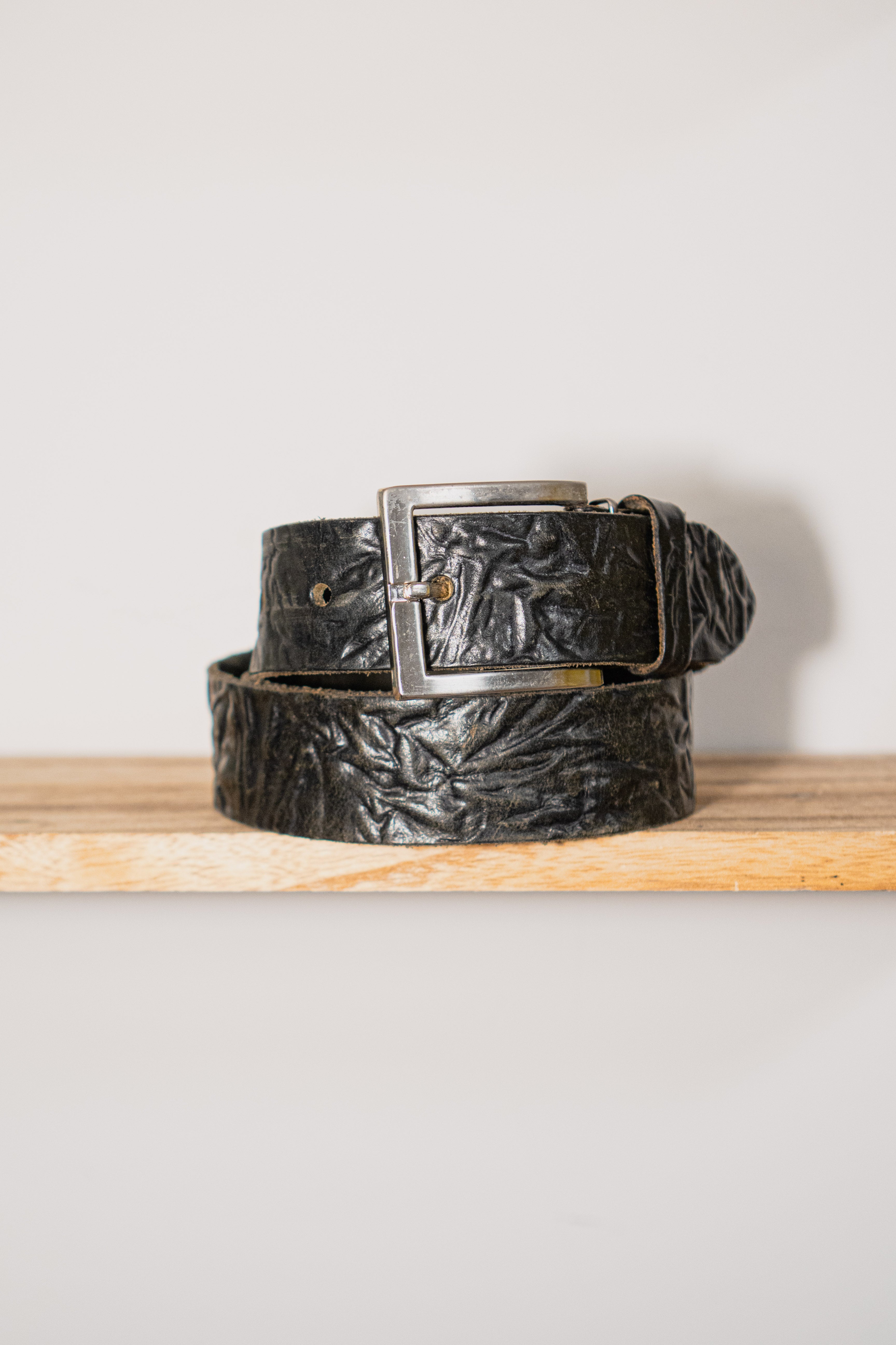 Unique genie  leather  design belt. Leather Floral Tooler Feather Belt | Henderson main image 3