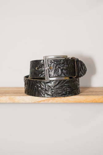 Handcrafted black textured embossed leather belt with silver rectangular buckle – genuine full-grain men’s belt, personalized gift