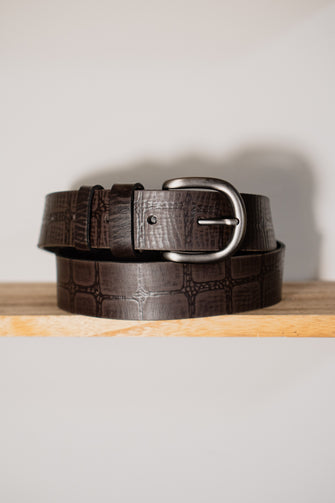 Handcrafted dark brown croc embossed leather belt with silver rounded buckle – genuine full-grain men’s belt, personalized gift