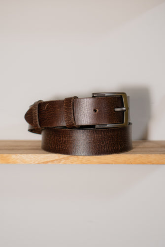 Handcrafted brown textured leather belt with gunmetal buckle. Genuine full-grain leather, durable and stylish – perfect men’s accessory and personalized gift.