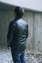 Giacca in pelle nera fatta a mano da uomo – Camicia casual (taglia S-M)