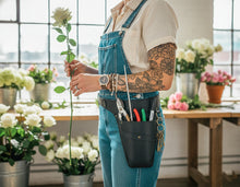 Leather Tool Belt | Florist tool belt, Garden tool belt, Hairdresser tool belt