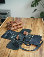 Full-Grain Leather Pipe Pouch for 2 Pipes | Roll-Up Tobacco Case | Handcrafted in Spain