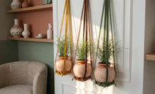 Leather Plant Hanger – Full Grain Leather Indoor Hanging Planter