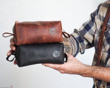 Kit Dopp in pelle personalizzato, borsa da toilette in pelle, borsa organizer in pelle, borsa cosmetica Groomsmen regali viaggio porta rasatura regalo per lui