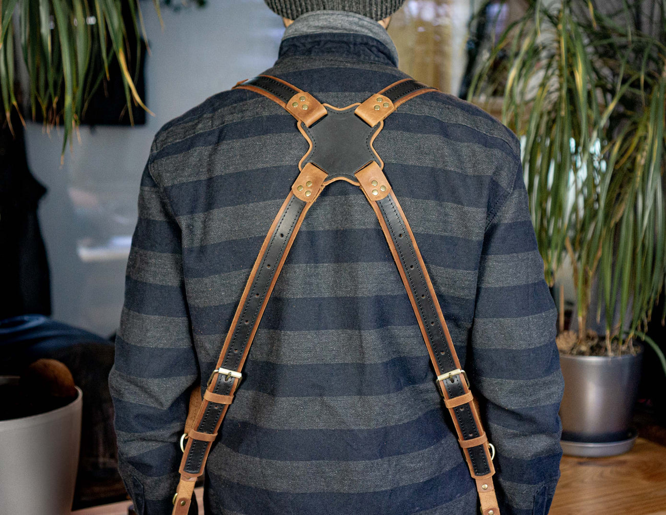 carob brown lululemon belt bag Carob Brown NWT Lululemon Everywhere Belt Bag